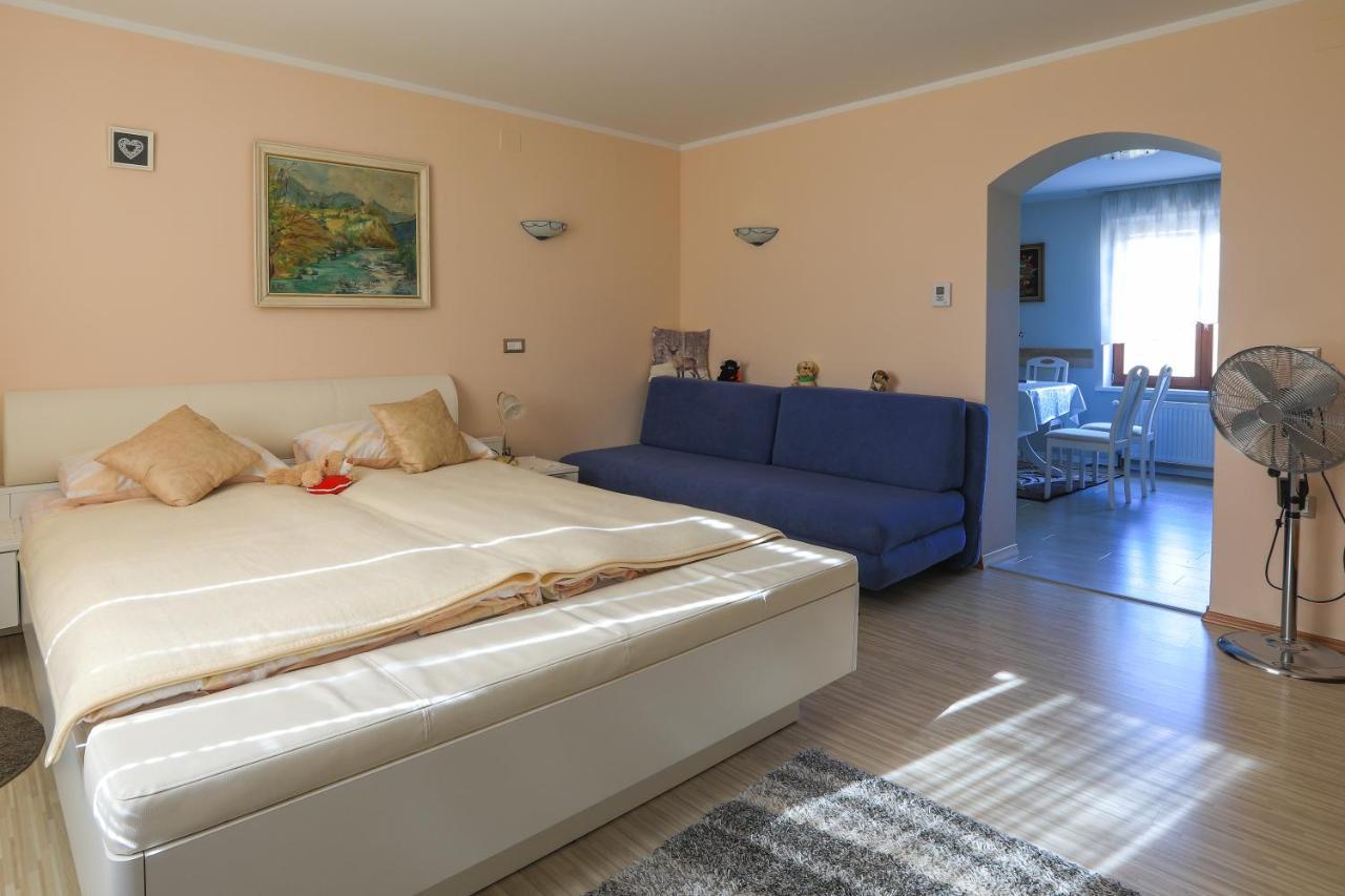 Apartments Pr Fajfarju Bled Bagian luar foto