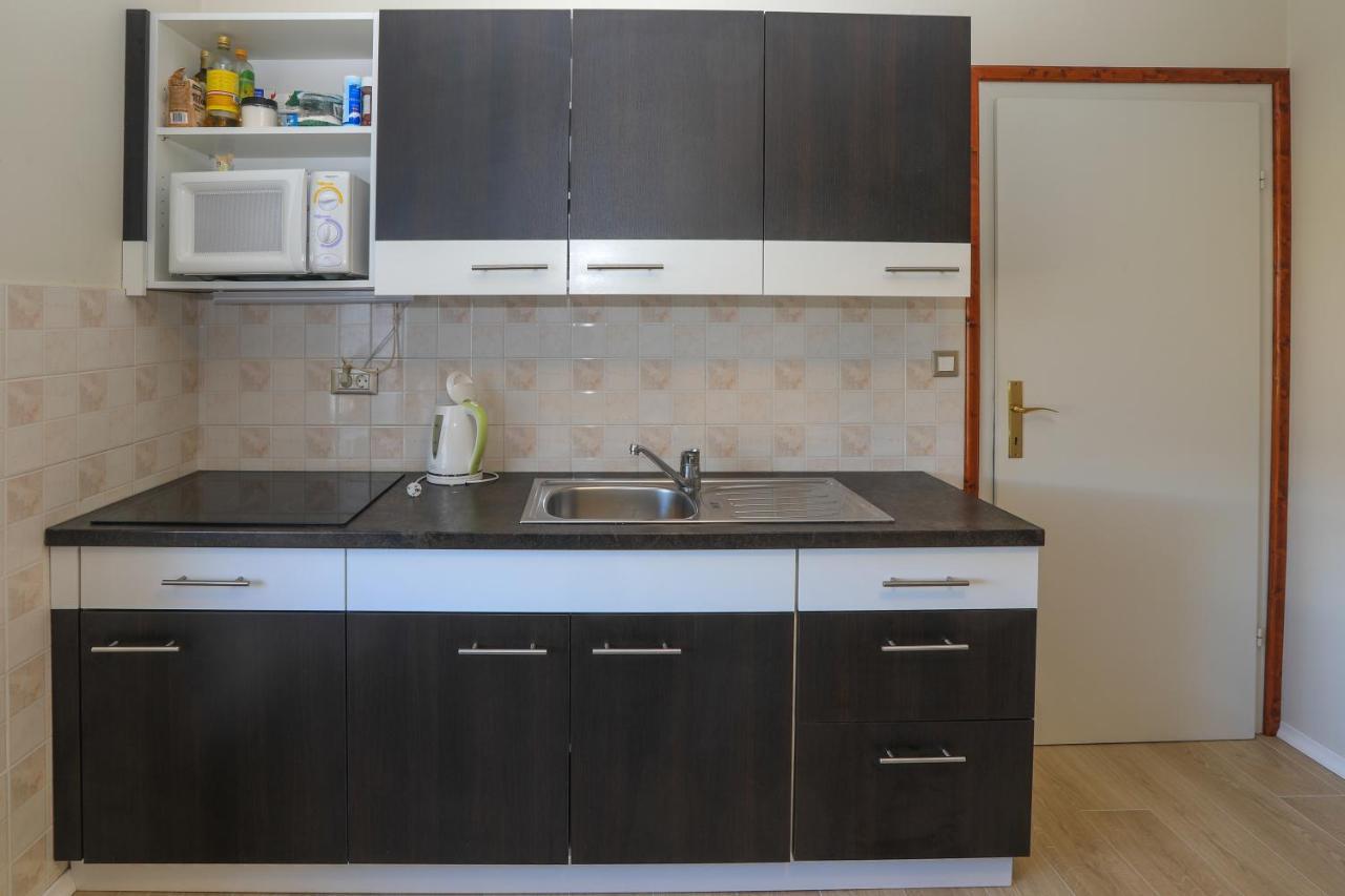 Apartments Pr Fajfarju Bled Bagian luar foto